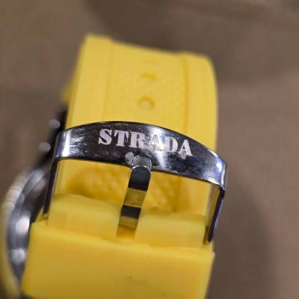 Strada Yellow Quartz Watch - Picture 4 of 7